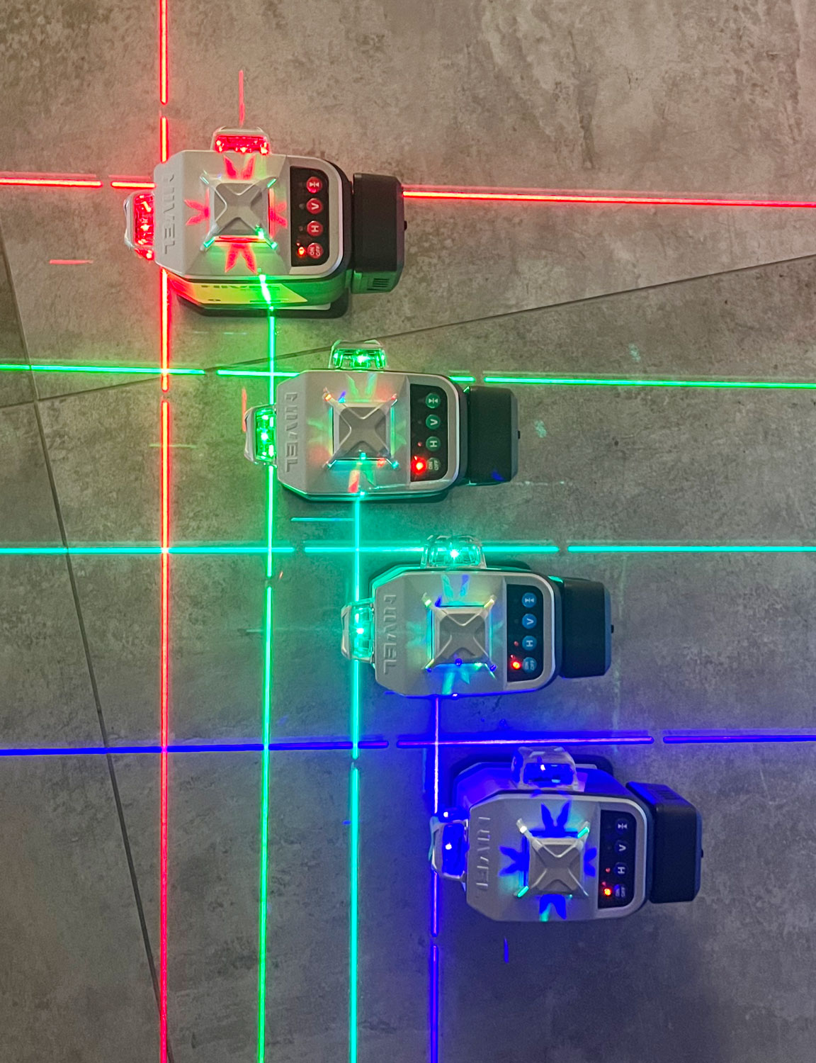 Vier Nivel System Kreuzlinienlaser mit sichtbaren Laserlinien